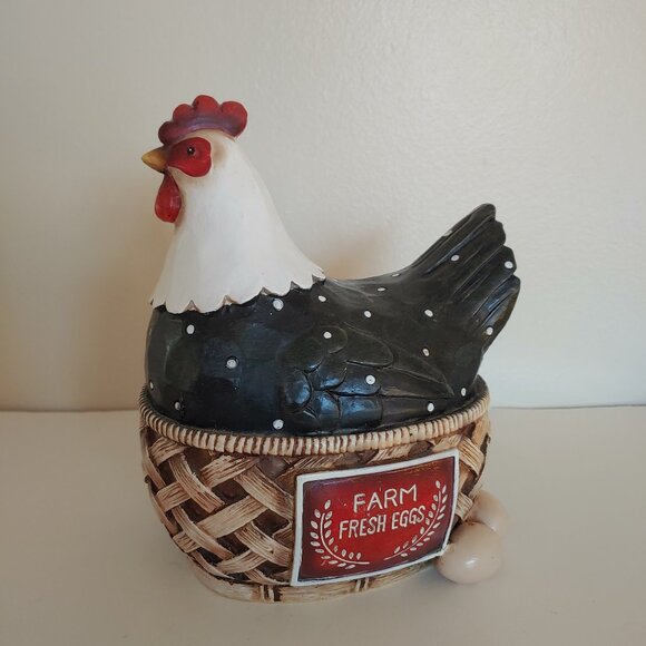 NEW Chicken Sitting in Basket Statue Figurine Farm Fresh Eggs Farmhouse Decor - Picture 1 of 10